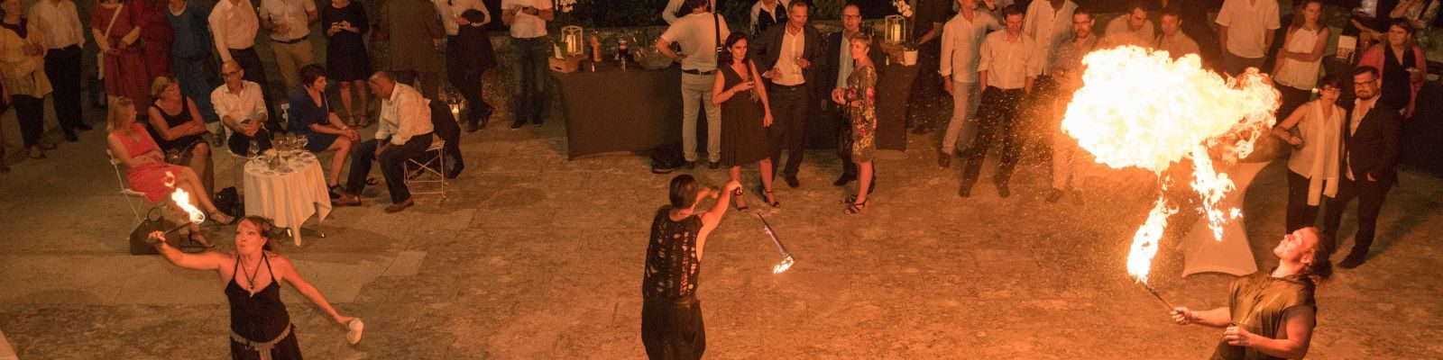 soiree-gala-chateau-medieval-provence-1